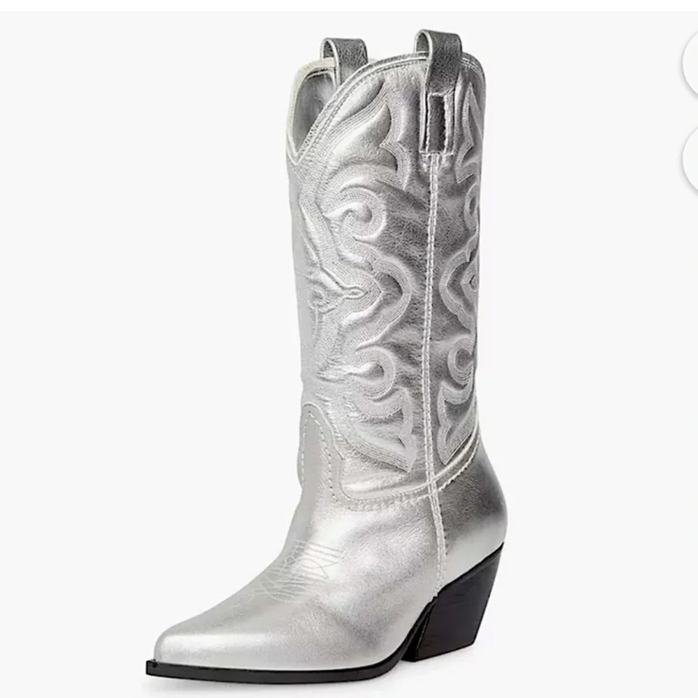 🔥 🔥 Steve Madden BOOTS ON THE GROUND 🪭🪭🪭 - Picture 3 of 13